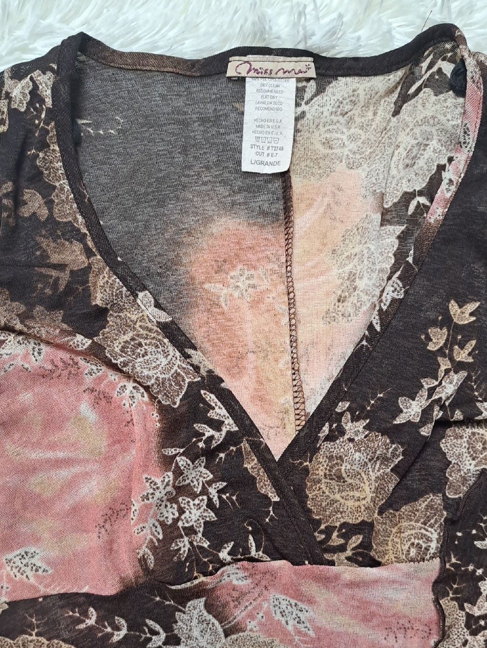 VTG Miss Me Y2K Whimsigoth Asymmetrical Mesh Bell Sleeve Top L - Picture 9 of 9